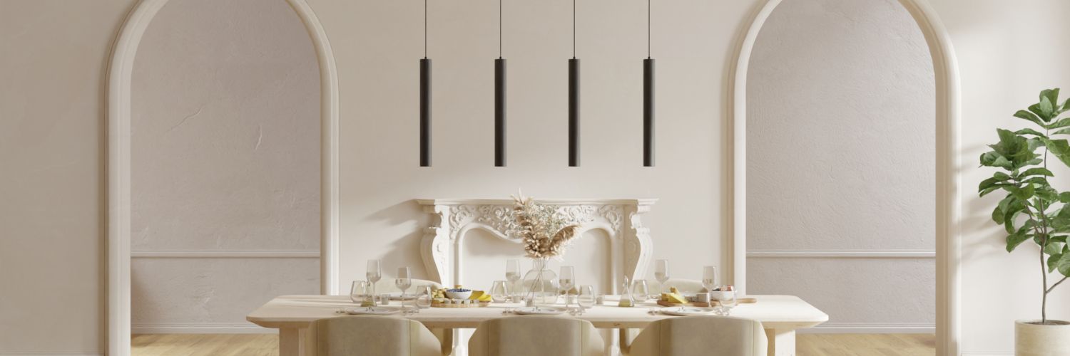 4-flammige led pndelleuchte über einem Esstisch